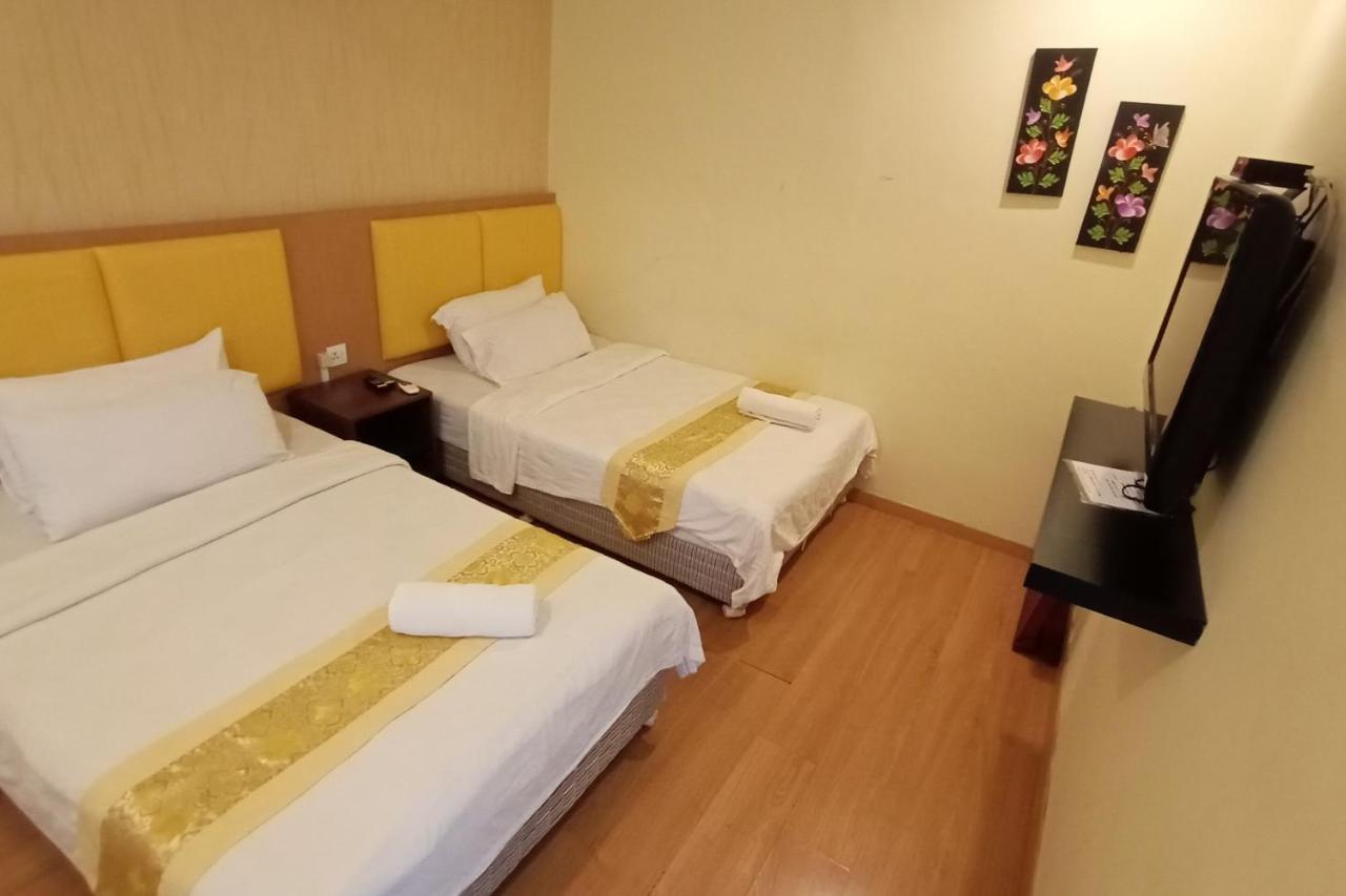 Hotel Zamburger De Melaka Exterior photo